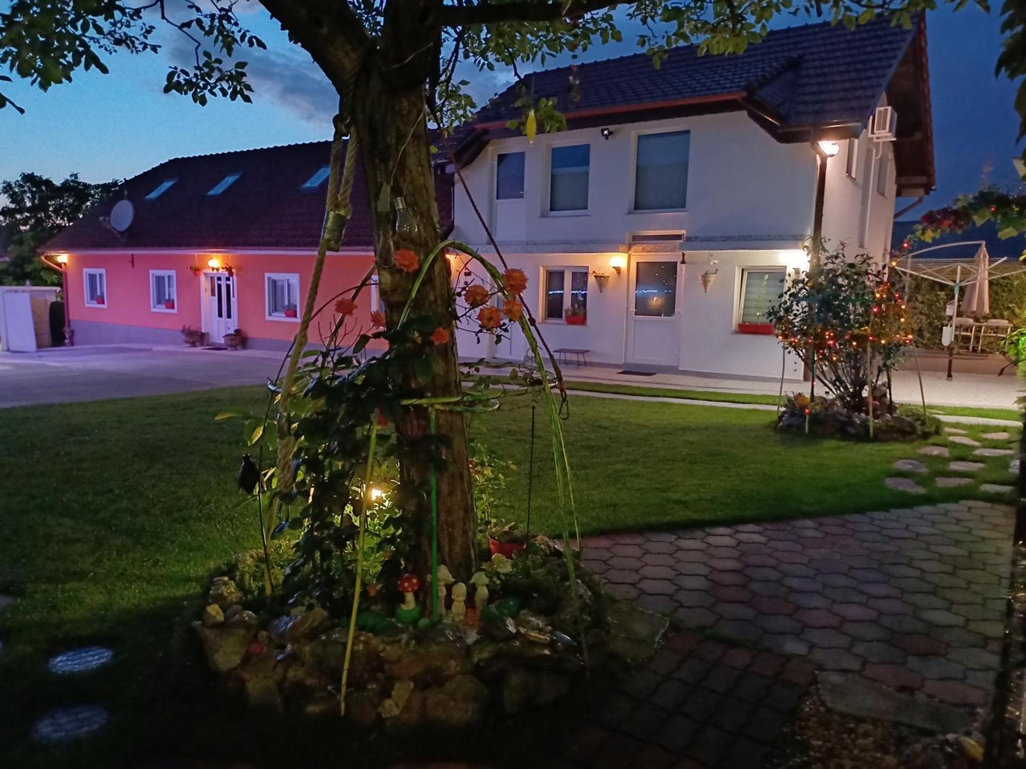 Hotel Casa Marinela Băile Felix Exteriér fotografie
